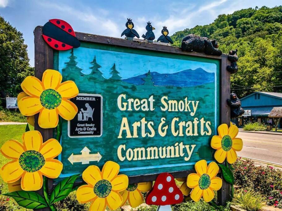 Breathtaking Views Of The Smokies, 3 Mins To Gatlinburg Villa Eksteriør billede