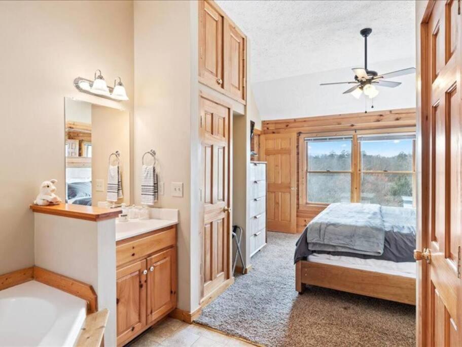 Breathtaking Views Of The Smokies, 3 Mins To Gatlinburg Villa Eksteriør billede