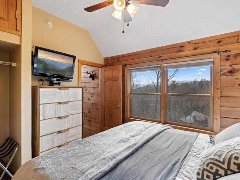 Breathtaking Views Of The Smokies, 3 Mins To Gatlinburg Villa Eksteriør billede