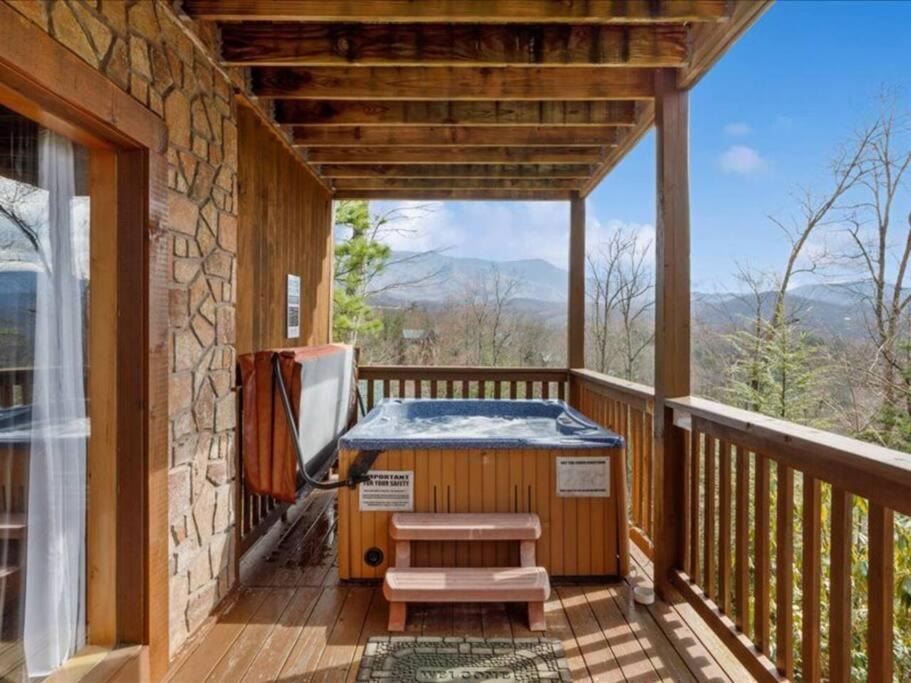 Breathtaking Views Of The Smokies, 3 Mins To Gatlinburg Villa Eksteriør billede